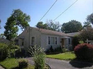 623 Adams St, Elgin, IL 60123