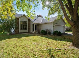 17060 Fieldcrest Ave, Lakeville, MN 55044