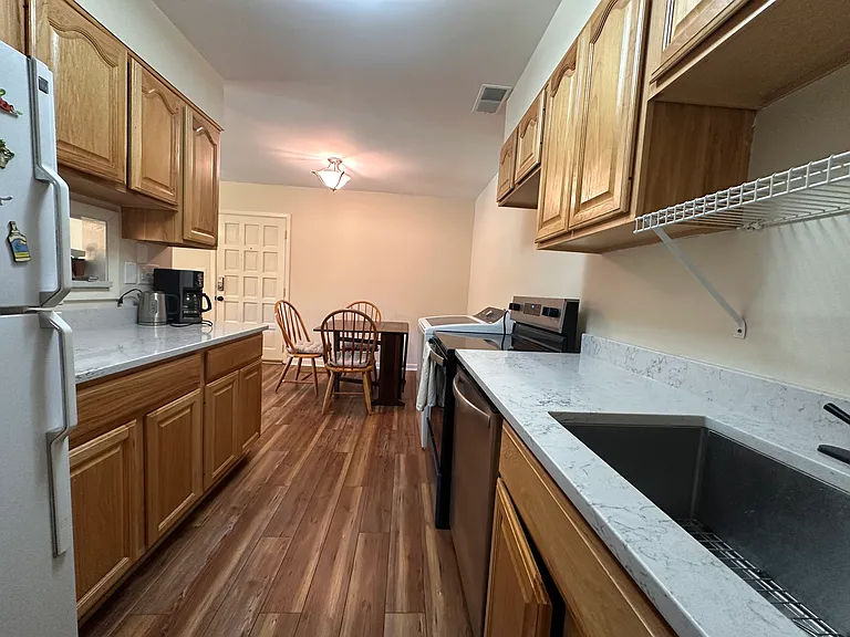 71 Shepard Sq #308 — Photo 6
