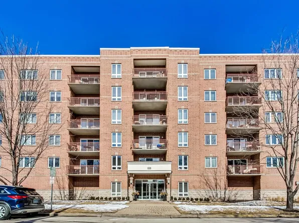 1476 Perry St Unit 408, Des Plaines, IL 60016