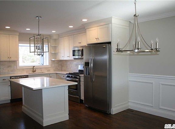 3rd image of 4 Anthony Dr #4