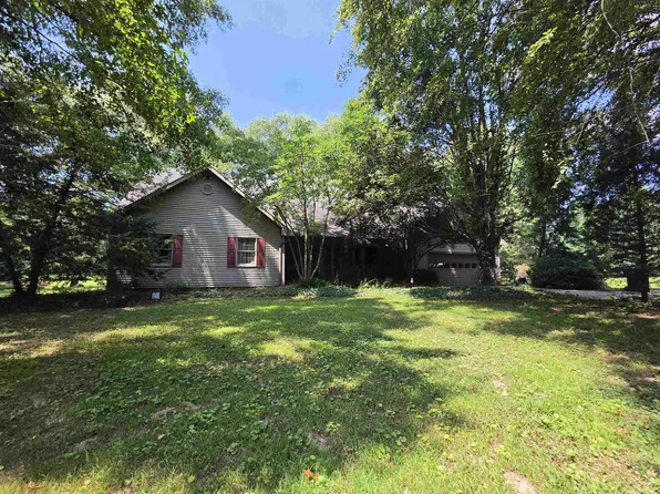 2101 S Sievers Rd, Vincennes, IN 47591