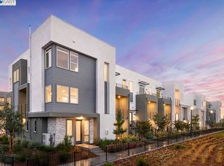 677 Sentinel Dr, Alameda, CA 94501
