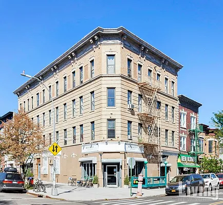 Rented by Living New York | media 10