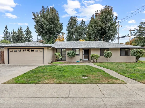 800 Andrew Dr, Yuba City, CA 95991