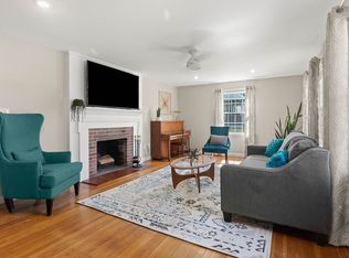 369 Wood Ln, North Andover, MA 01845