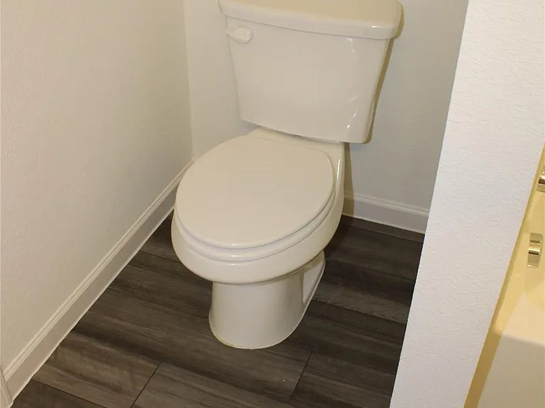 1665 Hossler Trl — Photo 17