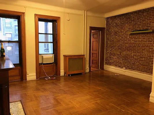 Rented by John Downey, LREB | media 44