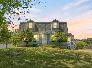 35 Chippy Ln, Methuen, MA 01844