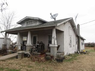 805 E Sunshine Dr, Mountain Grove, MO 65711