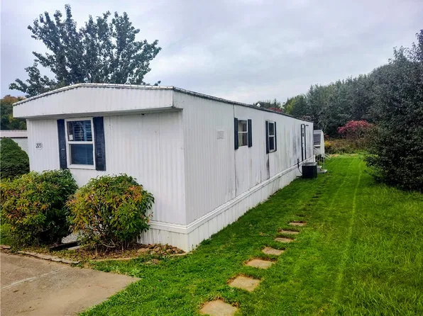 223 Driftwood Dr, Saxonburg, PA 16056