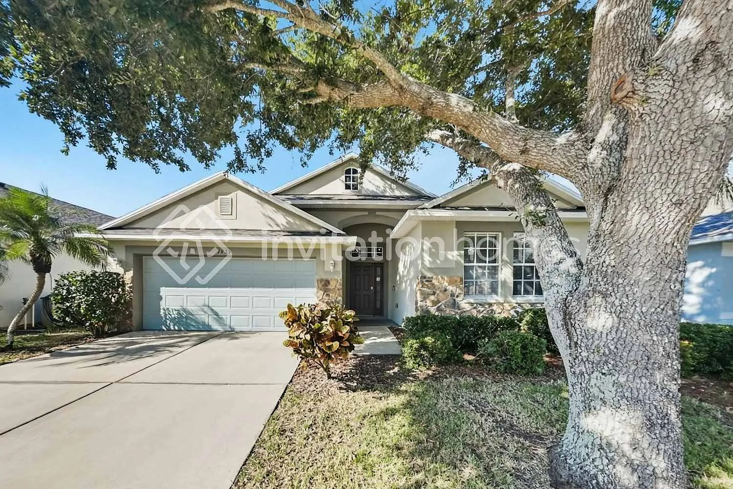 1835 Raven Glen Dr Ruskin, FL 33570 — Photo 1
