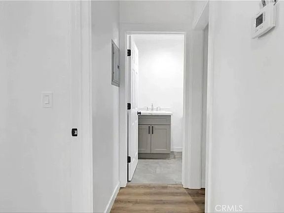 5th image of 5472 N Mountain View Ave