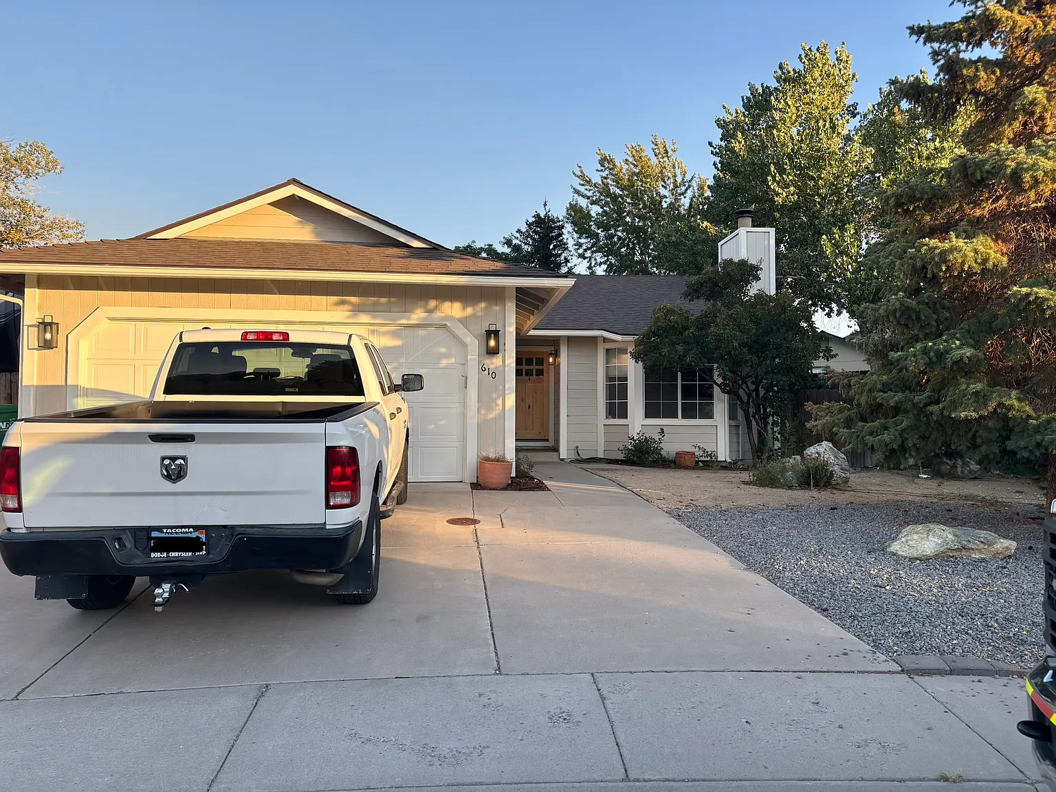 610 Boulder Cir — Photo 1