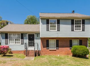 3467 Meadowlane Pl SW, Atlanta, GA 30331