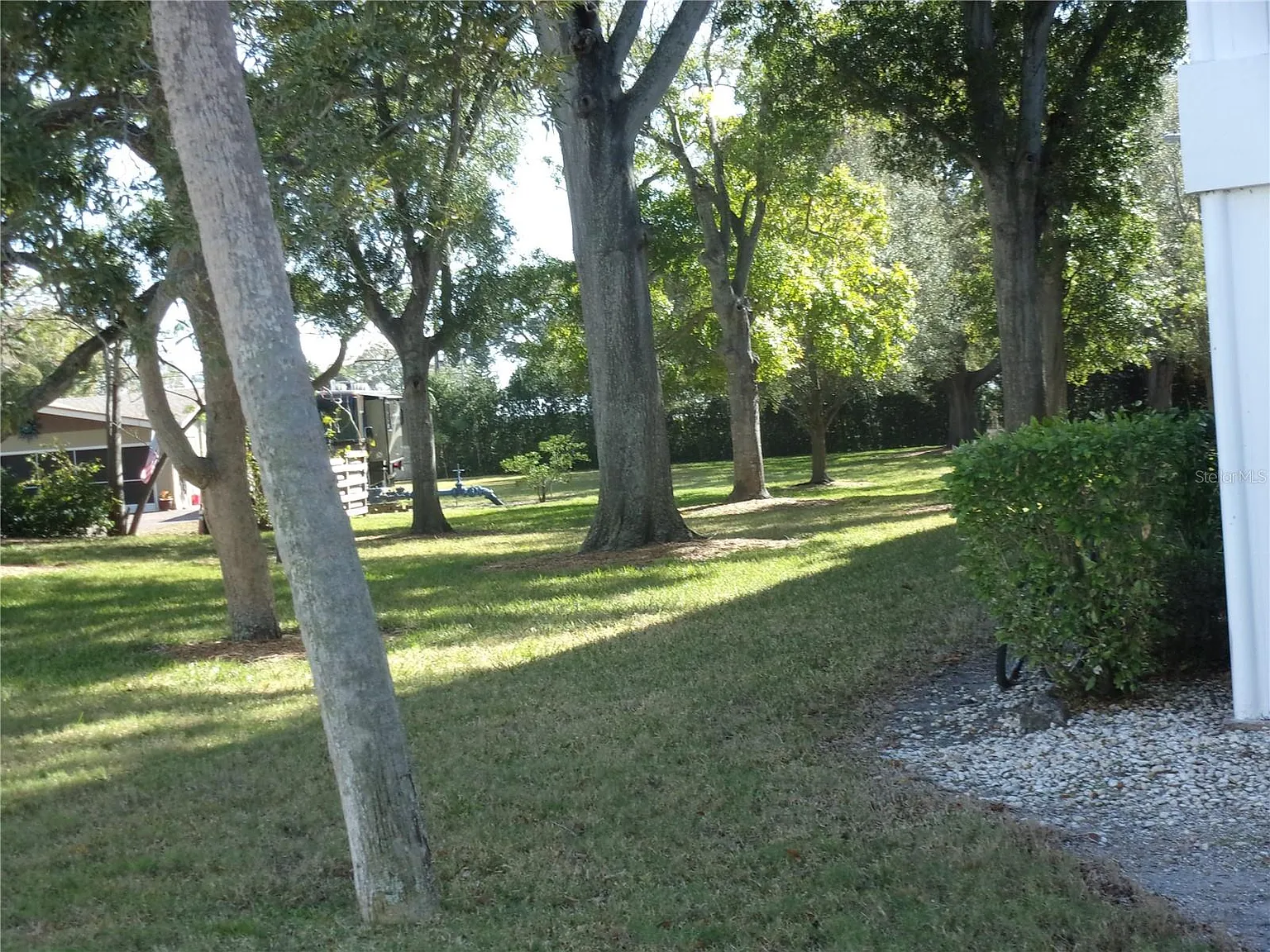 2 bed, 874 sqft, $1,595 — Photo 3