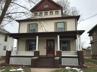 726 S Chestnut St, Kewanee, IL 61443