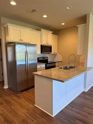 5670 Shadowbend Cir W #105 — Photo 5