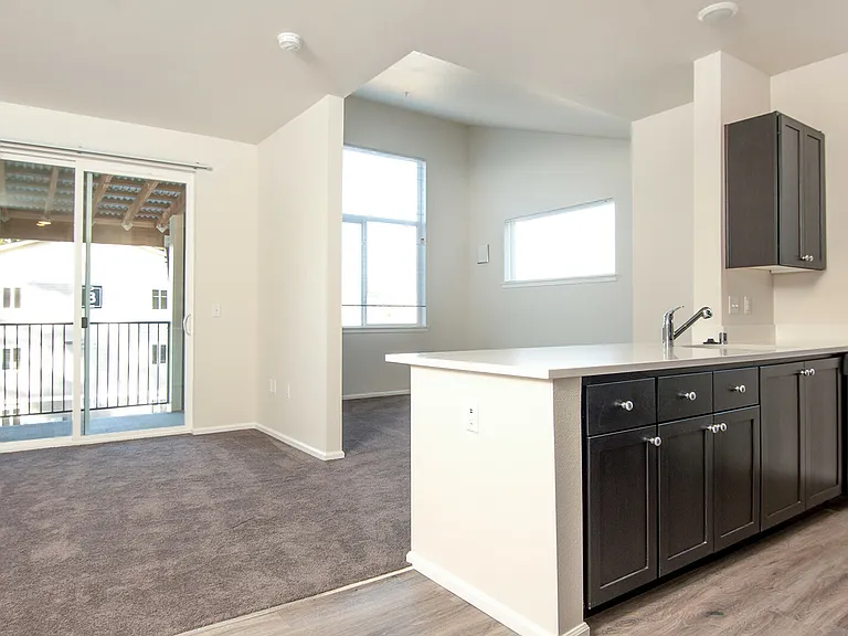 Studio 687 Sq Ft Studio 687 Sq Ft