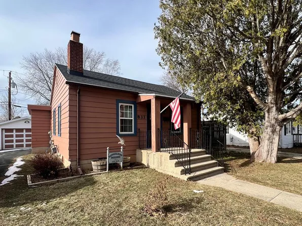 833 N 7th Ave, Sturgeon Bay, WI 54235