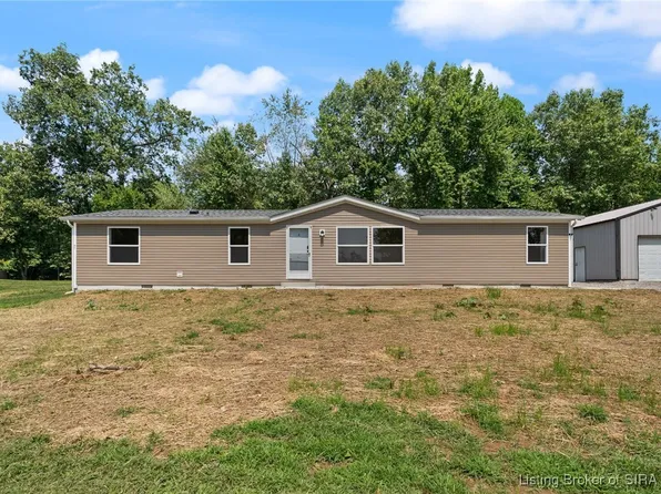 5611 Opossum Trot Road, Charlestown, IN 47111