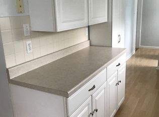 47 Lynch Farm Dr, Newark, DE 19713