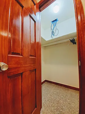 Rented by Compass | media 21