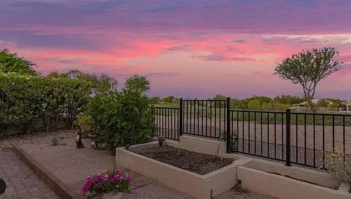 22545 W Twilight Trl Photo 1
