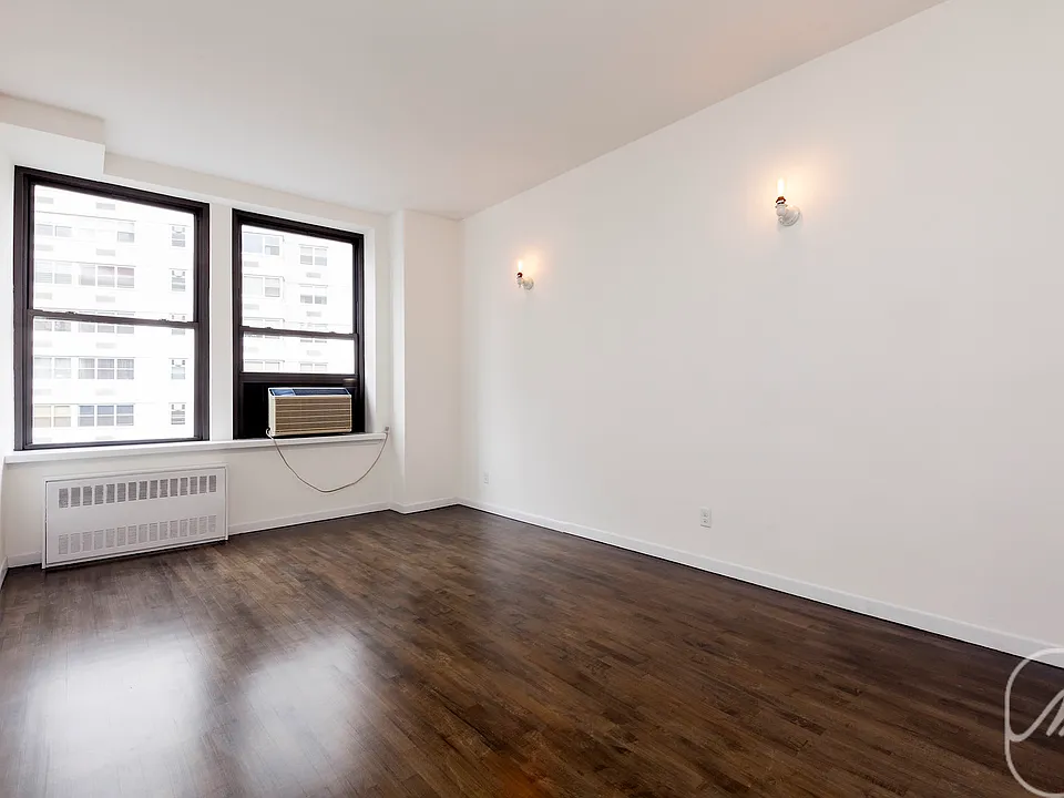65 4th Ave #4E