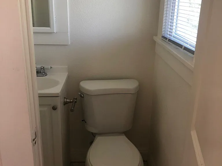 545 Euclid Ave — Photo 17