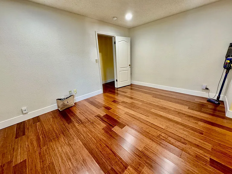 5477 Hackney Ln — Photo 35