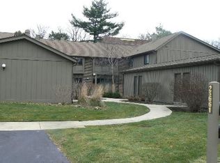 2S661 Enrico Fermi Ct UNIT C, Warrenville, IL 60555
