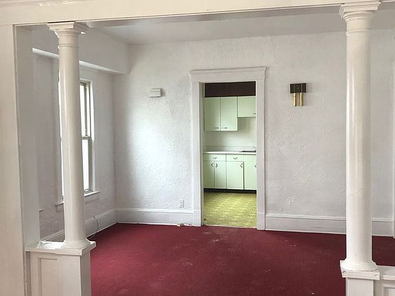 4th image of 10324 Somerset Ave #1