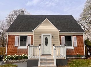 53 Houston St, Waterbury, CT 06704