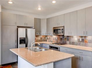 10258 Garden State Dr, Las Vegas, NV 89135