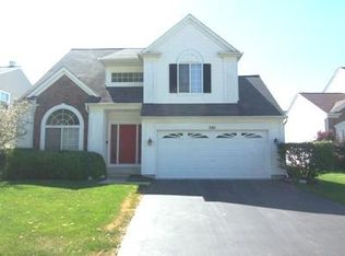 581 Ivory Ln, Bartlett, IL