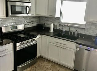 5948 Keensburg Dr, Indianapolis, IN 46228