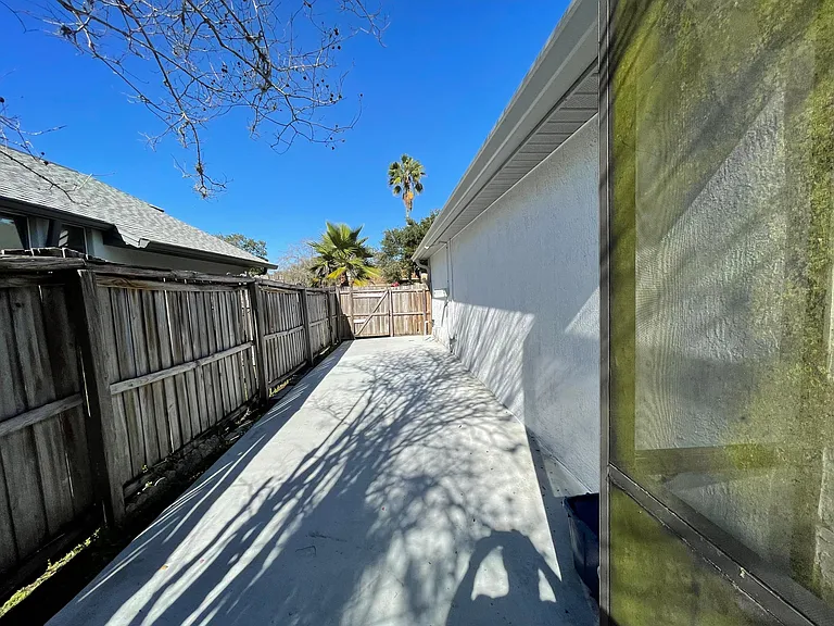 9303 Rockrose Dr — Photo 71