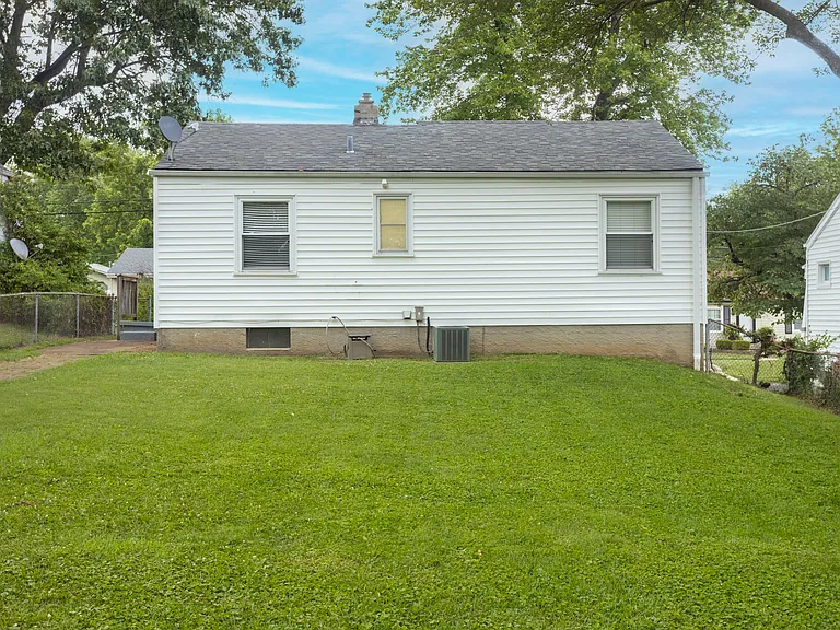 3575 Boswell Ave — Photo 21