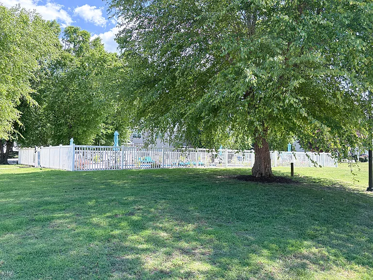 Condo amenities - pool