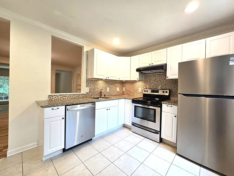 5135 Westbard Ave — Photo 6