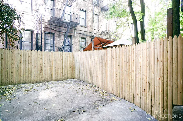 Rented by City Connections Realty | media 17