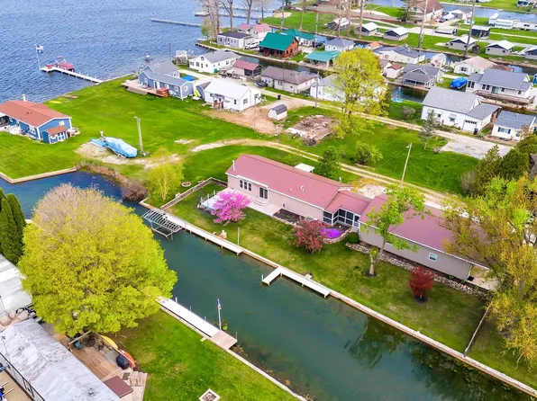 43 Ems B13 Ln, Pierceton, IN 46562