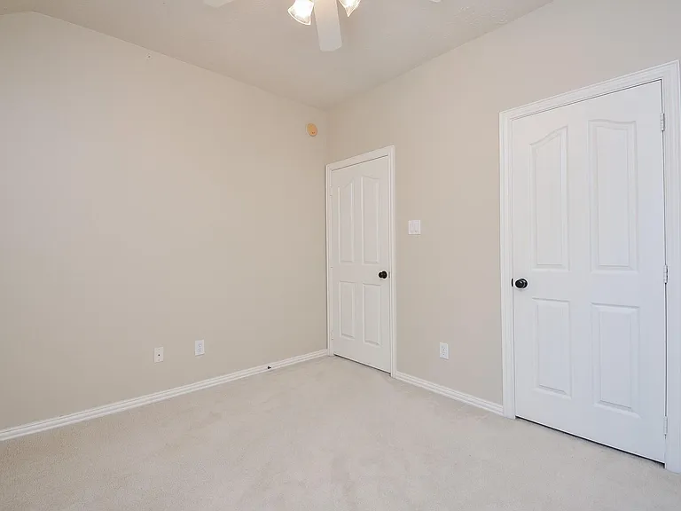 3011 Nickleby Ct — Photo 40