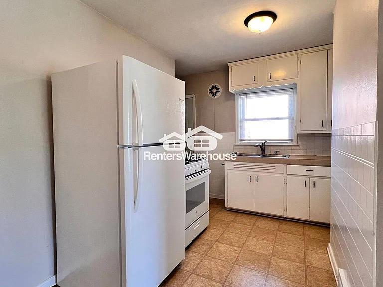 1144 Polk Blvd — Photo 4