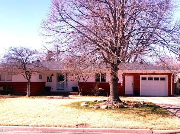 1013 N 1st St, Garden City, KS 67846
