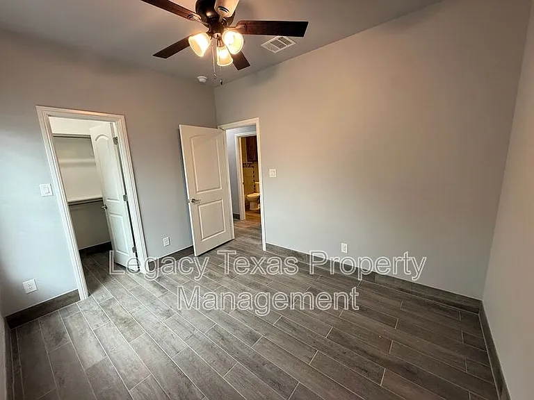 910 Fuller Ave #A — Photo 12