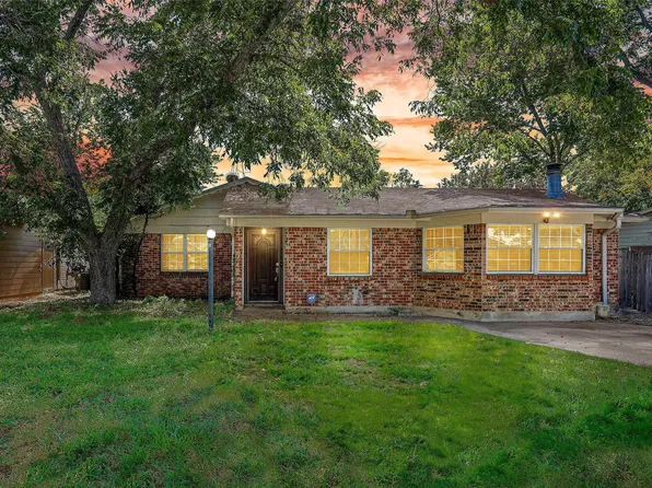 1730 Sylvan Dr, Arlington, TX 76012