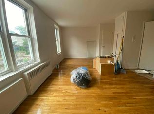 39-06 114th St #2L, Corona, NY 11368