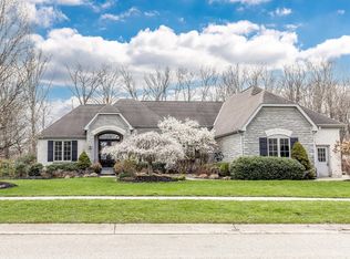 1613 Hawk Ridge Dr, Maineville, OH 45039